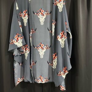 Floral Cow Skull Print Kimono
